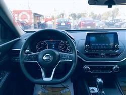 نیسان ئەلتیما